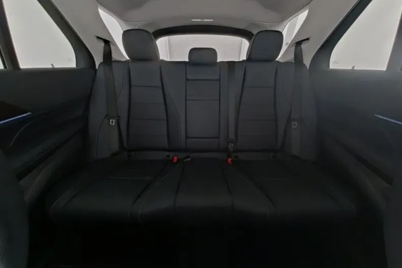 Mercedes-Benz GLE din 2024 cu 29.239 km - oferta MER191785 - foto 8