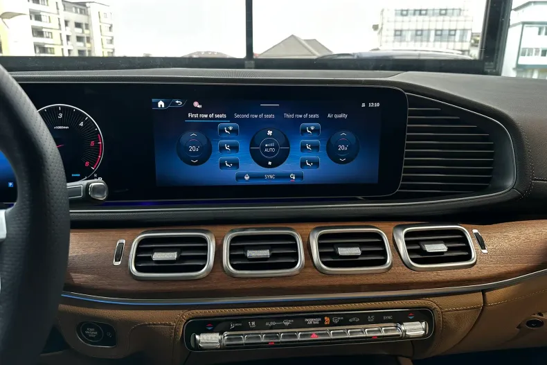 Mercedes-Benz GLS din 2025 cu 38 km - oferta MER191793 - foto 17