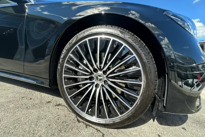 Mercedes-Benz E din 2025 cu 5 km - oferta MER191795 - foto 19