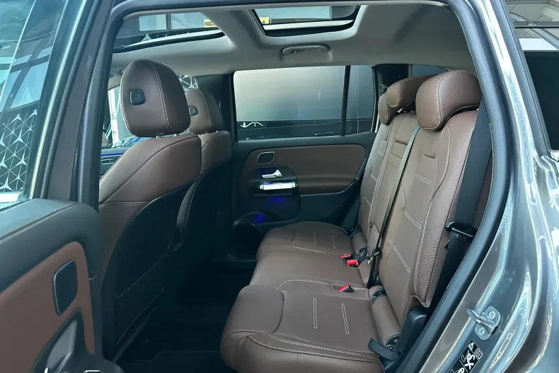 Mercedes-Benz GLB din 2025 cu 18 km - oferta MER191797 - foto 9