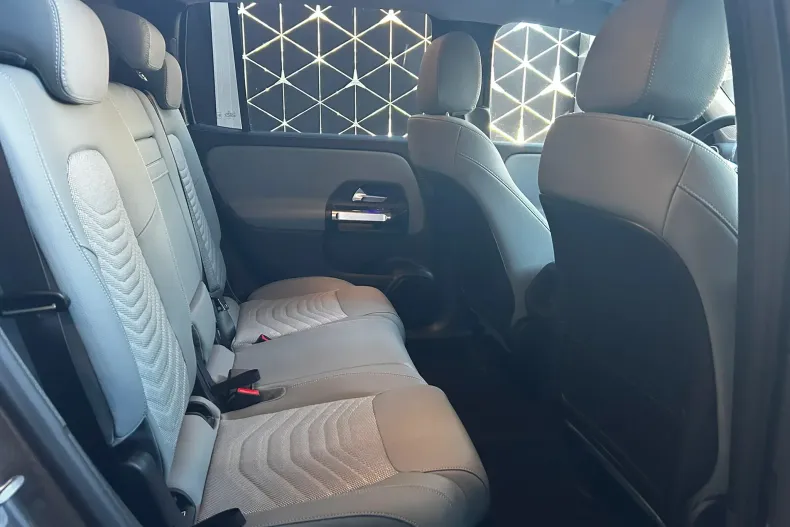 Mercedes-Benz GLB din 2024 cu 5.000 km - oferta MER191804 - foto 12