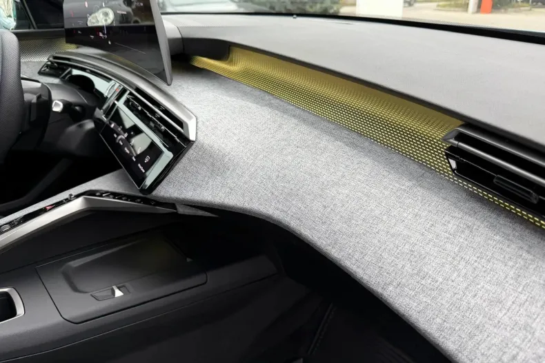 Peugeot 3008 din 2025 cu 3.000 km - oferta PEU191807 - foto 23