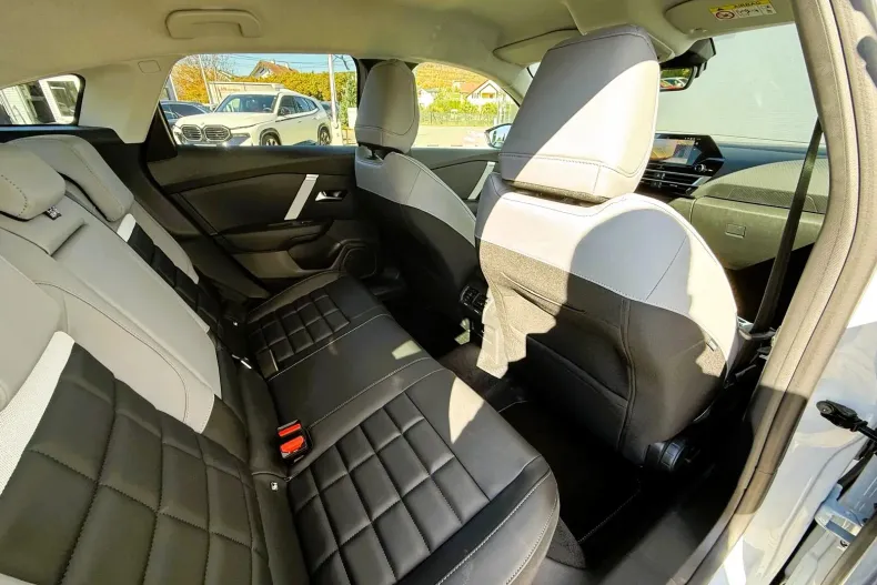 Citroën C4 din 2024 cu 720 km - oferta CIT191808 - foto 16