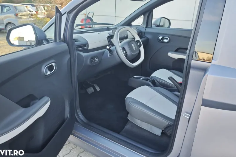 LINKTOUR Alumi Plus din 2025 cu 5 km - oferta LIN191811 - foto 22