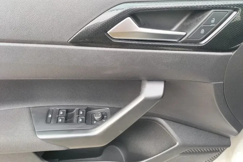 Volkswagen Taigo din 2024 cu 68.998 km - oferta VOL191813 - foto 13