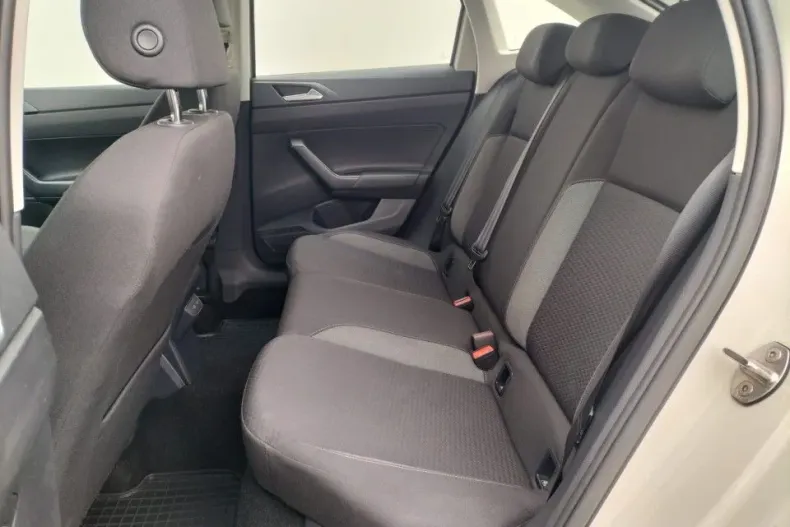 Volkswagen Taigo din 2024 cu 70.681 km - oferta VOL191814 - foto 17