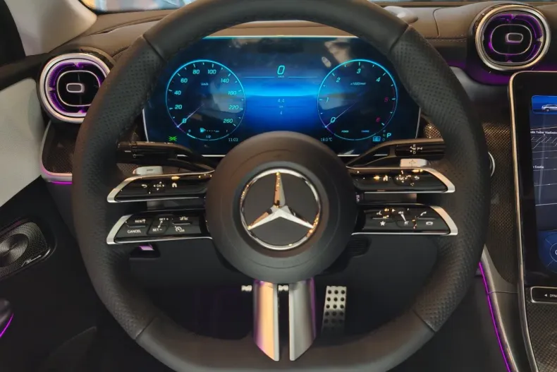 Mercedes-Benz GLC Coupe din 2025 cu 3.500 km - oferta MER191819 - foto 14