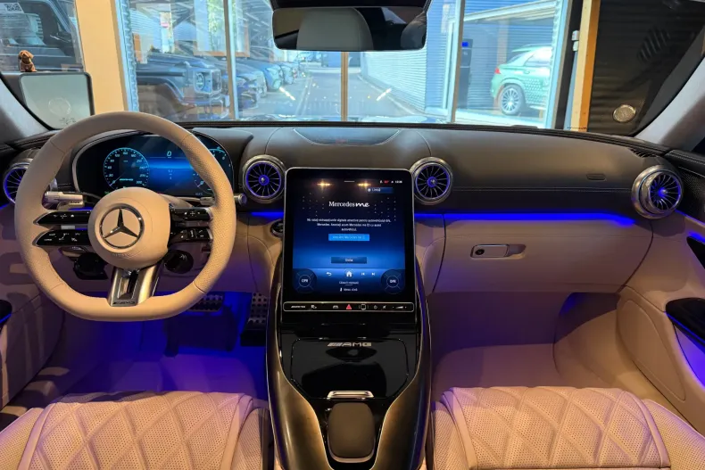 Mercedes-Benz AMG GT (Clasa GT) din 2025 cu 1 km - oferta MER191820 - foto 2