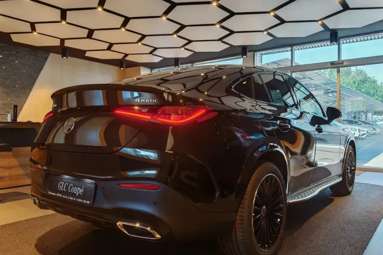 Mercedes-Benz GLC Coupe din 2025 cu 5 km - oferta MER191825 - foto 13
