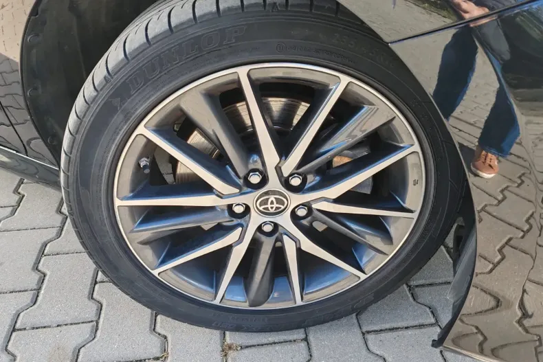 Toyota Camry din 2022 cu 93.500 km - oferta TOY191828 - foto 20