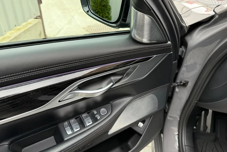 BMW Seria 7 din 2021 cu 45.509 km - oferta BMW191834 - foto 19