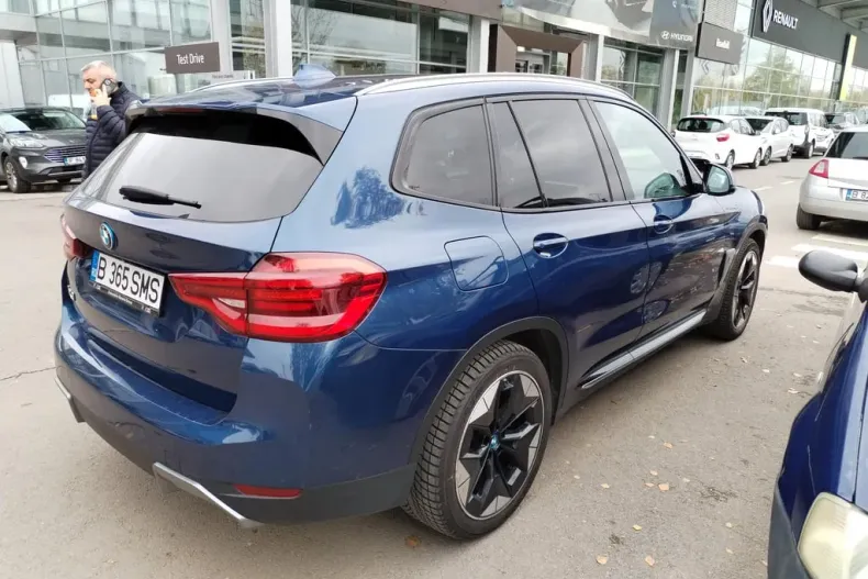 BMW iX3 (Seria i) din 2022 cu 16.000 km - oferta BMW191838 - foto 2