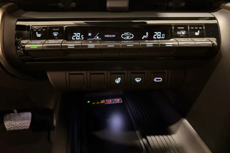 Toyota C-HR din 2025 cu 2 km - oferta TOY191842 - foto 27