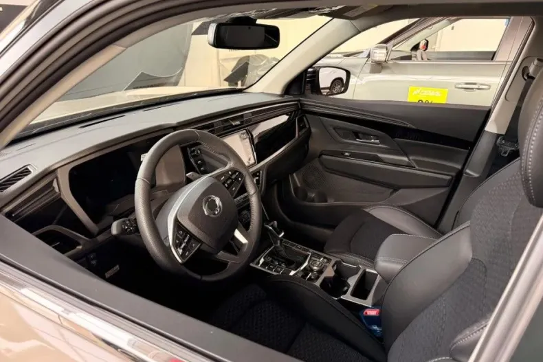 KGM Korrando din 2025 cu 1 km - oferta KGM191857 - foto 5