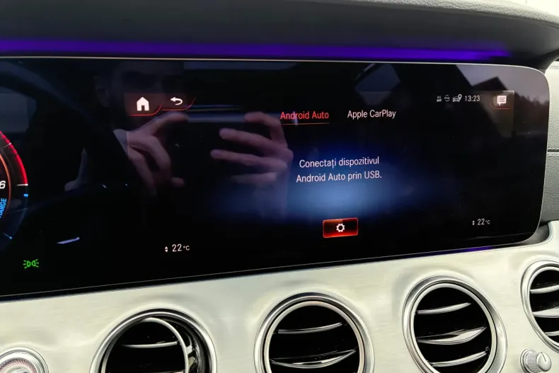 Mercedes-Benz E din 2020 cu 86.000 km - oferta MER191865 - foto 27