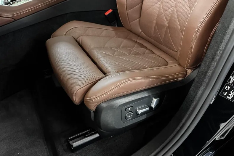 BMW X6 (Seria X) din 2025 cu 7.300 km - oferta BMW191878 - foto 18