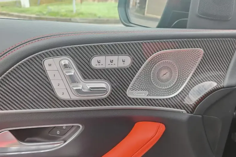 Mercedes-Benz GLE 53 AMG (Clasa GLE) din 2026 cu 50 km - oferta MER191880 - foto 5