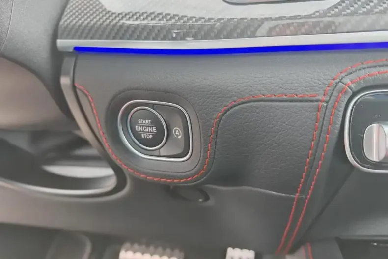 Mercedes-Benz GLE 53 AMG (Clasa GLE) din 2026 cu 50 km - oferta MER191880 - foto 13