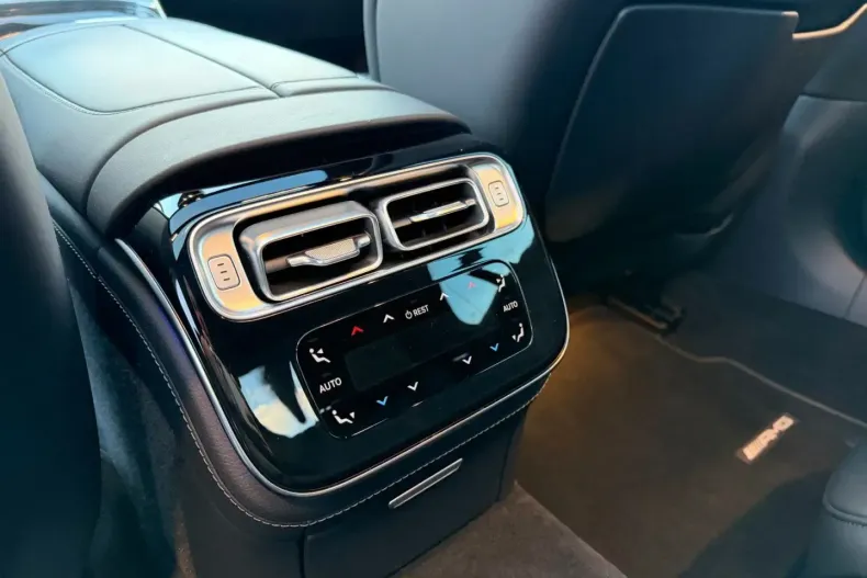 Mercedes-Benz S 580 (Clasa S) din 2022 cu 39.900 km - oferta MER191886 - foto 31