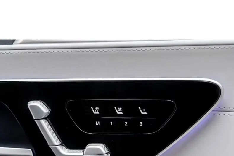 Mercedes-Benz AMG GT (Clasa GT) din 2024 cu 21.893 km - oferta MER191889 - foto 15