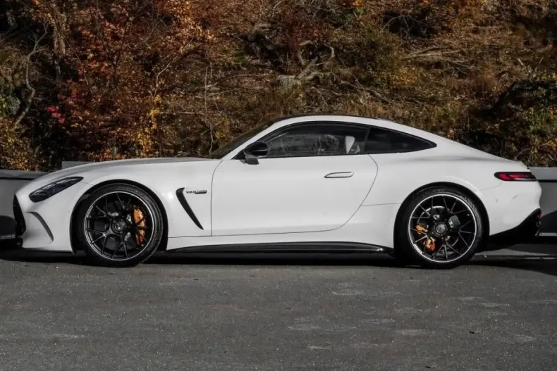 Mercedes-Benz AMG GT (Clasa GT) din 2024 cu 21.893 km - oferta MER191889 - foto 21