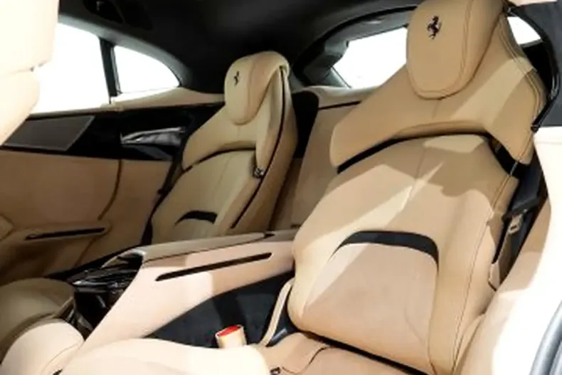 Ferrari Purosangue din 2025 cu 88 km - oferta FER191892 - foto 18