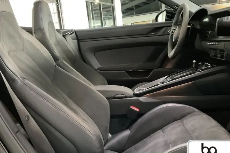 Porsche 992 din 2025 cu 18.200 km - oferta POR191897 - foto 6