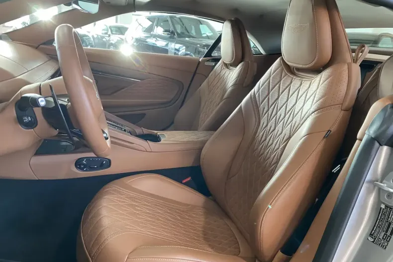 Aston Martin DB12 din 2024 cu 3.900 km - oferta AST191905 - foto 12