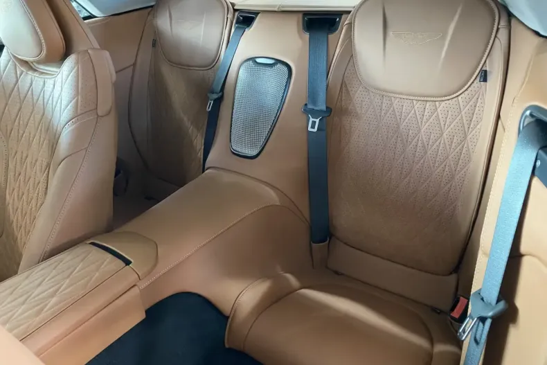 Aston Martin DB12 din 2024 cu 3.900 km - oferta AST191905 - foto 16