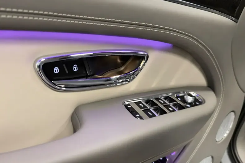 Bentley Bentayga din 2023 cu 7.500 km - oferta BEN191908 - foto 19