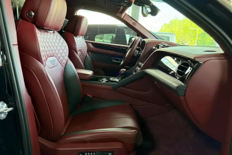 Bentley Bentayga din 2023 cu 18.900 km - oferta BEN191909 - foto 10