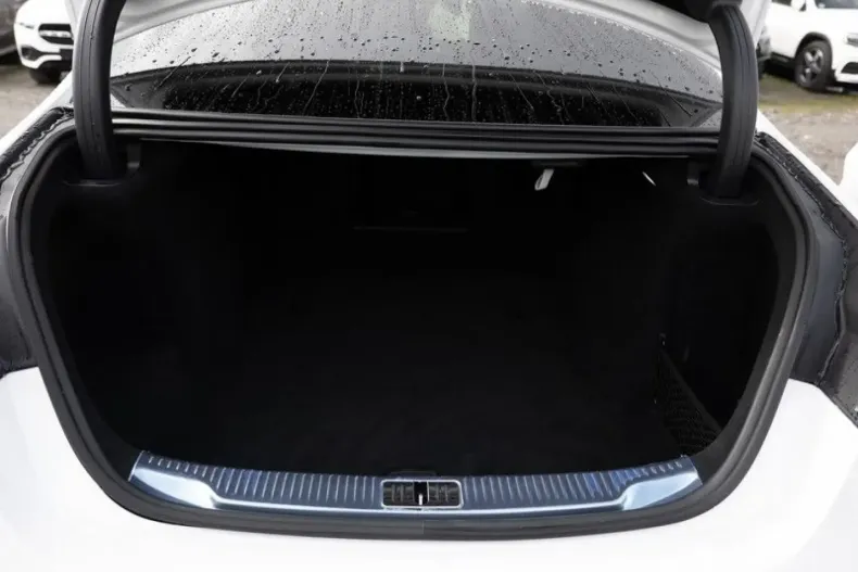 Mercedes-Benz S 450 (Clasa S) din 2025 cu 26.196 km - oferta MER191912 - foto 6