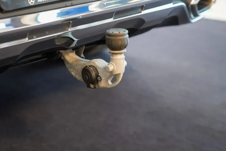 Mercedes-Benz GLC 220 (Clasa GLC) din 2024 cu 12.810 km - oferta MER191914 - foto 8