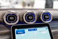 Mercedes-Benz GLC 220 (Clasa GLC) din 2024 cu 12.810 km - oferta MER191914 - foto 21