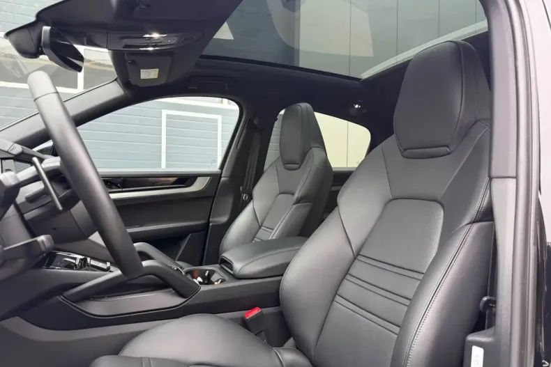 Porsche Cayenne din 2025 cu 10.000 km - oferta POR191923 - foto 11