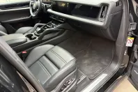 Porsche Cayenne din 2025 cu 10.000 km - oferta POR191923 - foto 12