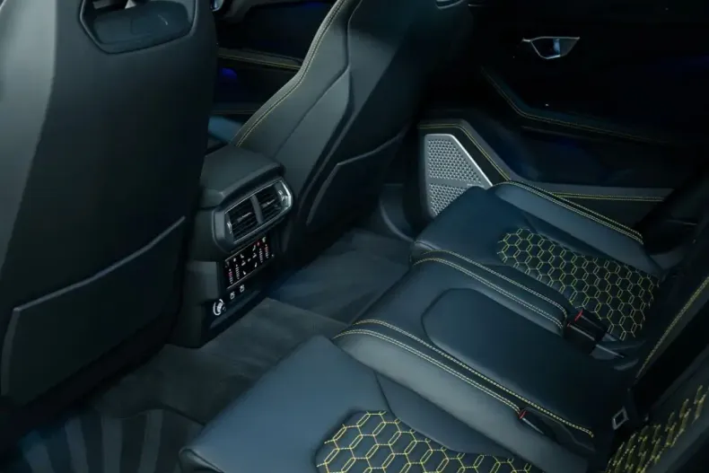 Lamborghini Urus din 2022 cu 8.200 km - oferta LAM191925 - foto 16