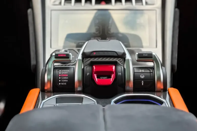 Lamborghini Urus din 2022 cu 62.930 km - oferta LAM191927 - foto 20