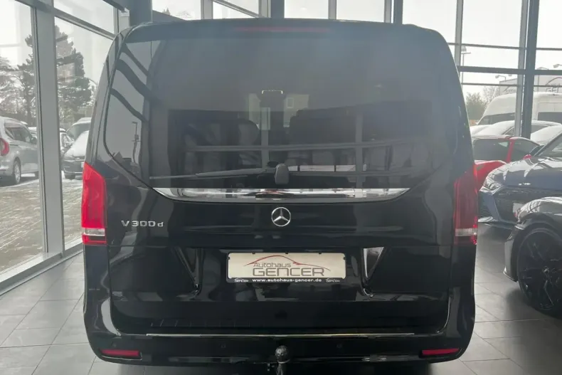 Mercedes-Benz V 300 (Clasa V) din 2023 cu 76.600 km - oferta MER191928 - foto 5