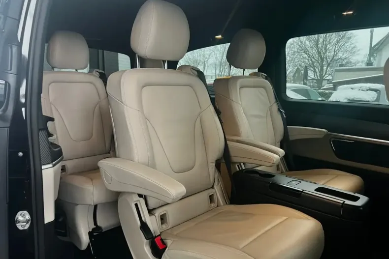 Mercedes-Benz V 300 (Clasa V) din 2023 cu 76.600 km - oferta MER191928 - foto 21