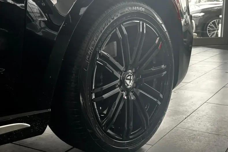 Mercedes-Benz V 300 (Clasa V) din 2023 cu 76.600 km - oferta MER191928 - foto 30