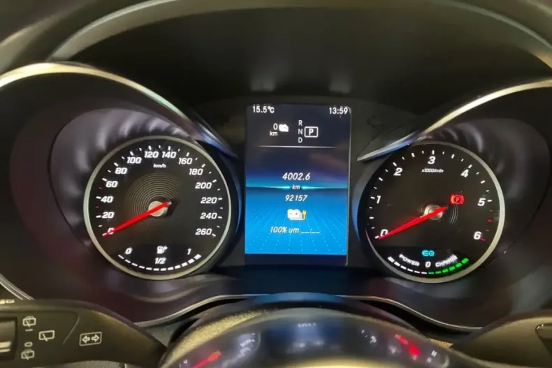 Mercedes-Benz GLC 300 (Clasa GLC) din 2021 cu 92.124 km - oferta MER191934 - foto 9