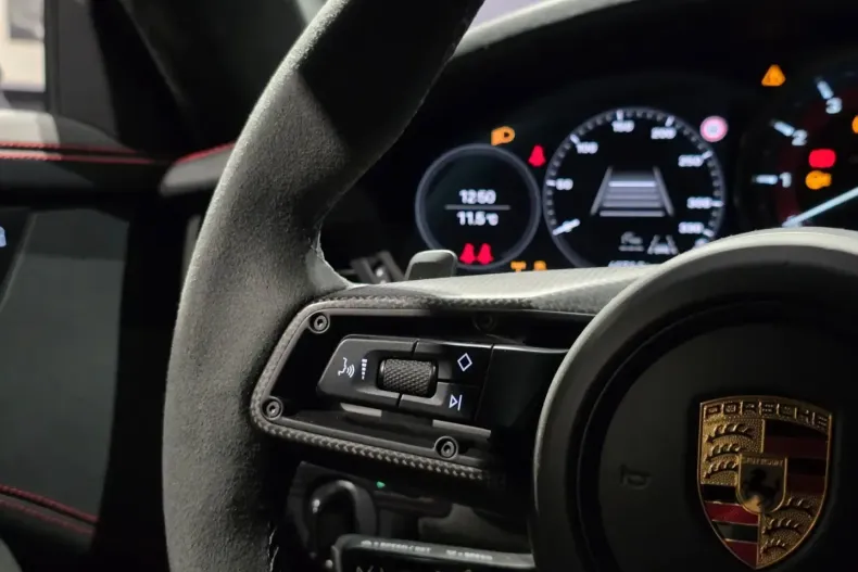 Porsche 992 din 2023 cu 6.071 km - oferta POR191939 - foto 39