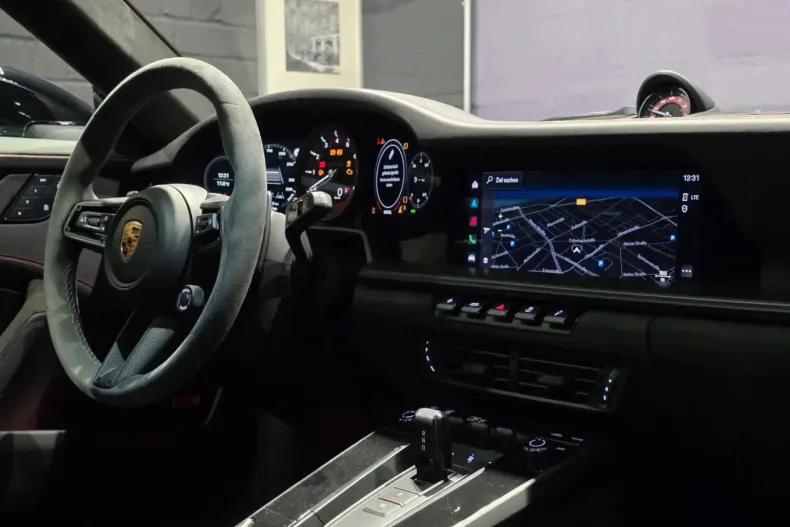 Porsche 992 din 2023 cu 6.071 km - oferta POR191939 - foto 42