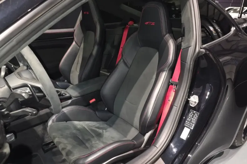 Porsche 992 din 2023 cu 6.071 km - oferta POR191939 - foto 43