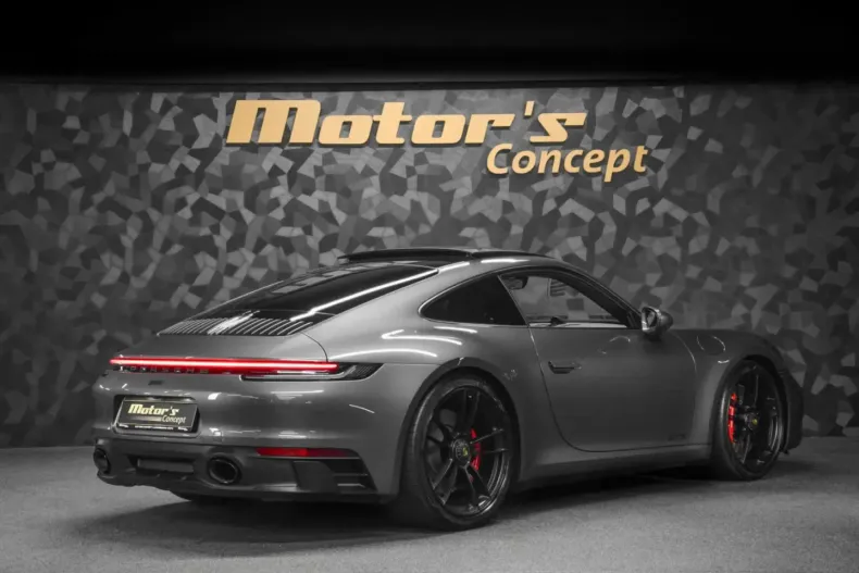 Porsche 992 din 2024 cu 44.490 km - oferta POR191940 - foto 3