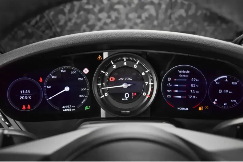 Porsche 992 din 2024 cu 44.490 km - oferta POR191940 - foto 18