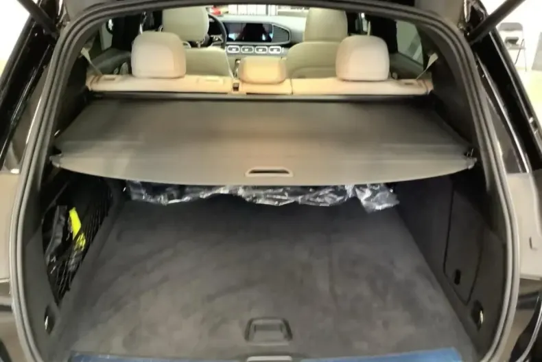 Mercedes-Benz GLE 450 (Clasa GLE) din 2025 cu 8.500 km - oferta MER191947 - foto 6