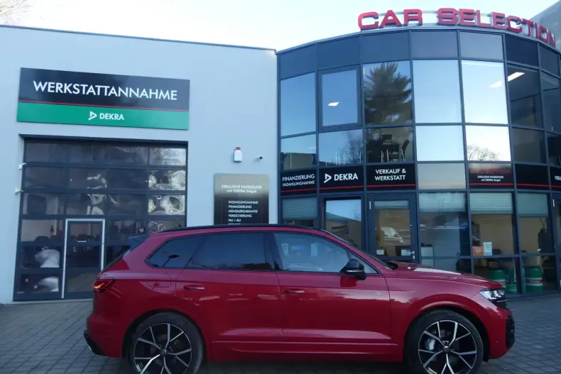 Volkswagen Touareg din 2024 cu 45.025 km - oferta VOL191960 - foto 3