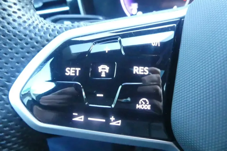 Volkswagen Touareg din 2024 cu 45.025 km - oferta VOL191960 - foto 21